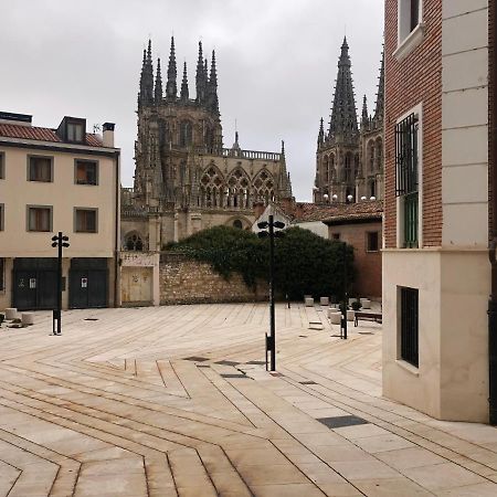 Ventana A Santa Maria Apartment Burgos Bagian luar foto