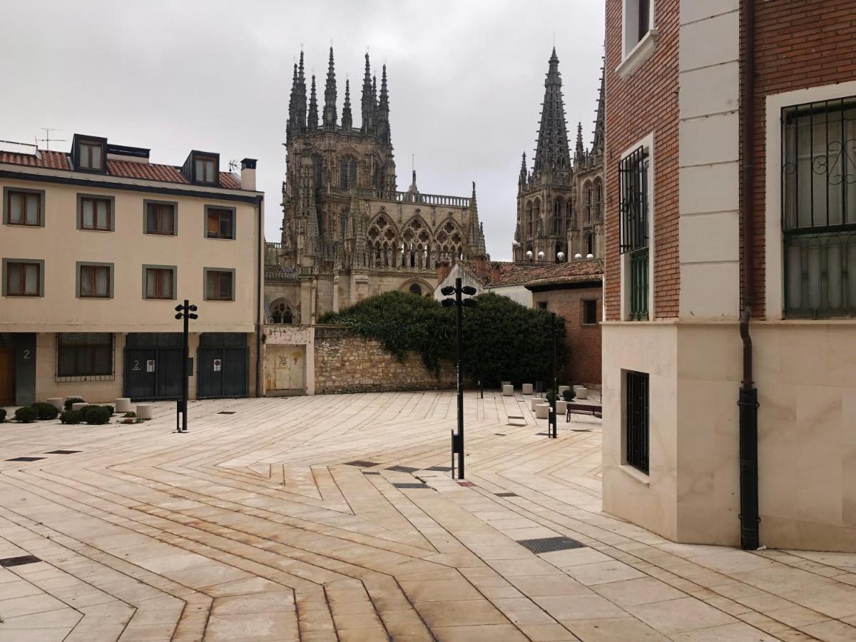 Ventana A Santa Maria Apartment Burgos Bagian luar foto